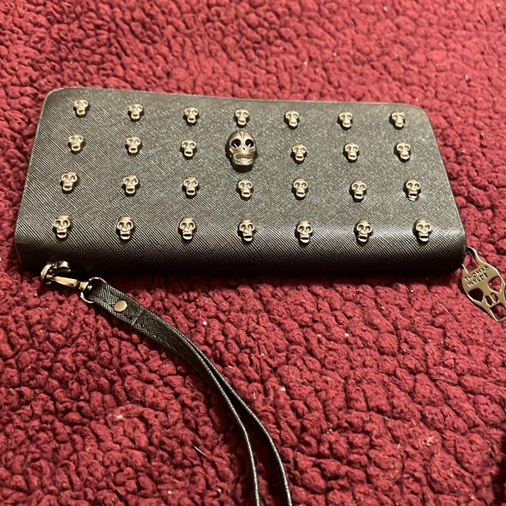 Thomas Wylde goth skull wristlet/wallet in black